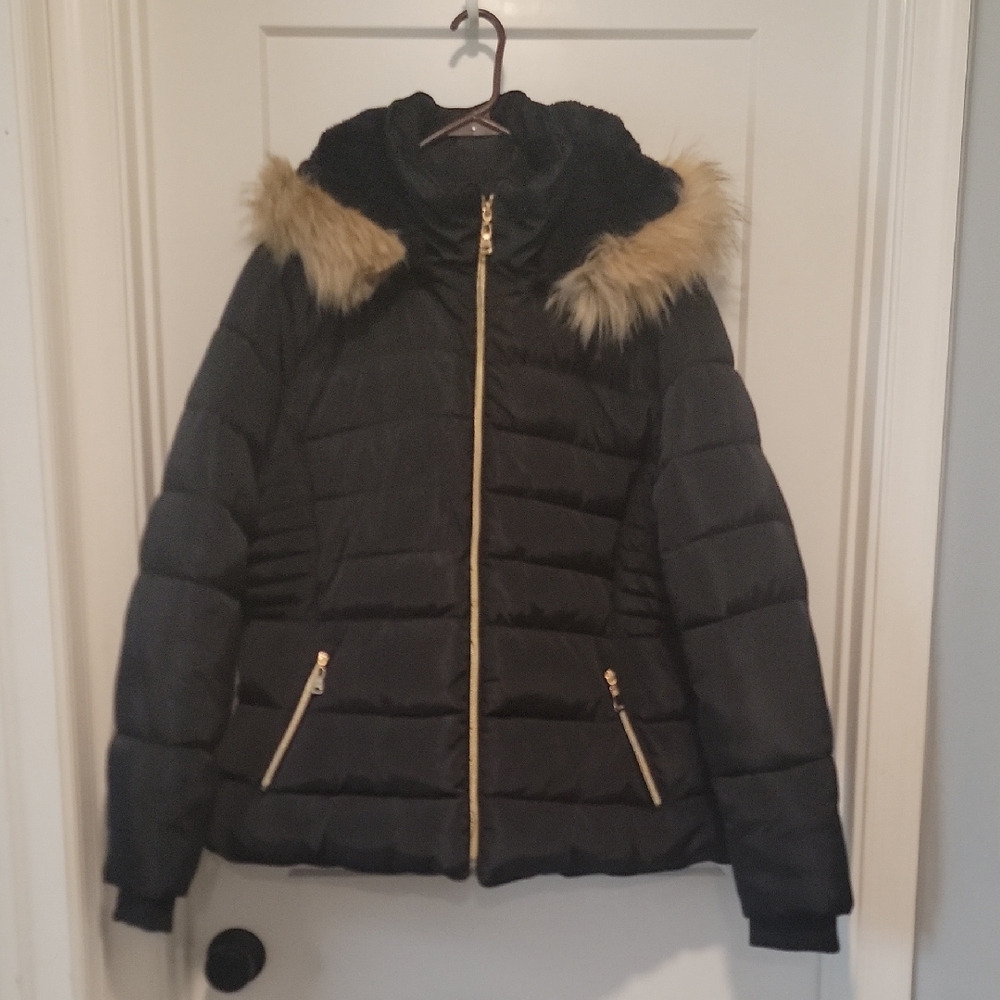 Women's Black Puffer Jacket with Faux Fur Hood
